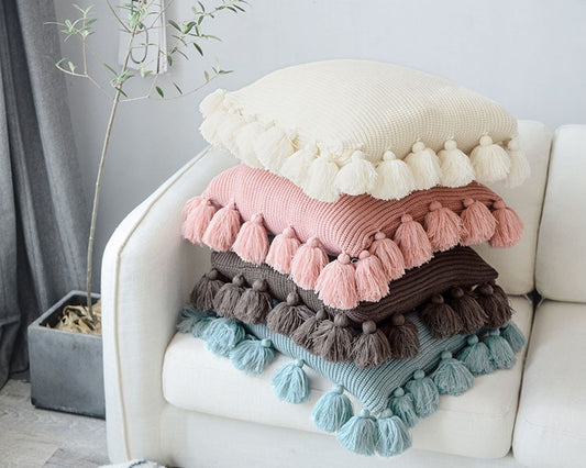 Knitted Texture with tassels