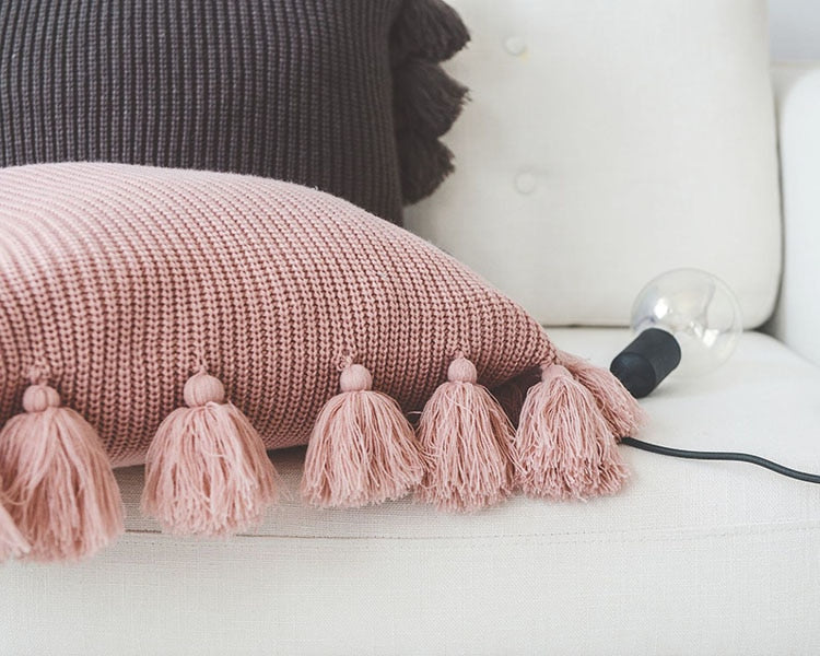 Knitted Texture with tassels
